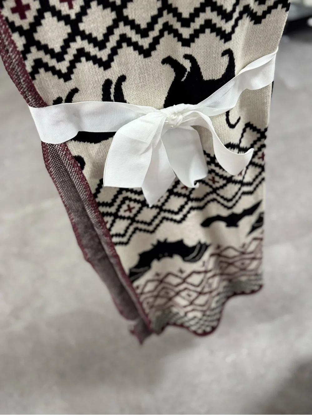 Black & Cream Decorative Halloween Throw